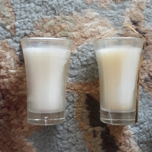 Holiday Delights candle set - Picture 3 of 5